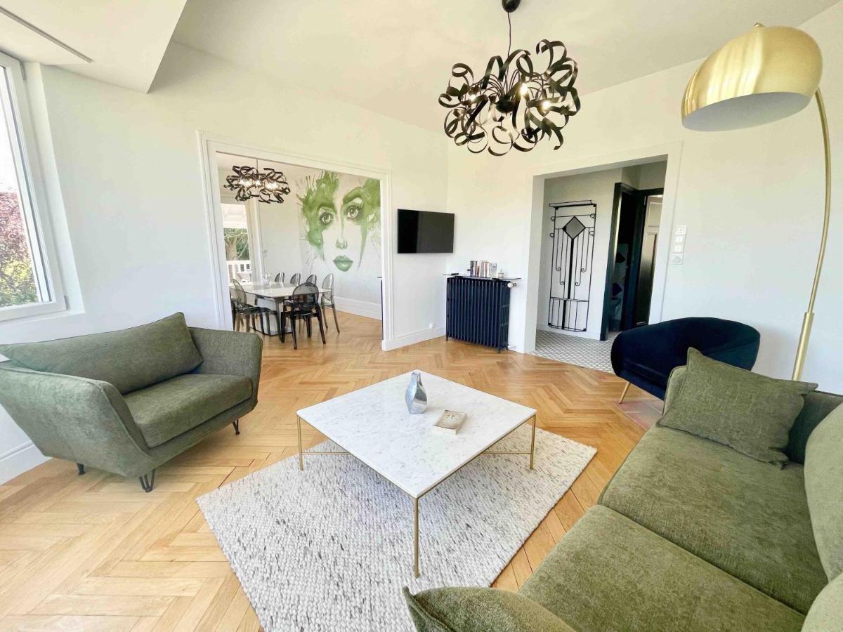 Villa De La Roseraie Rully  Екстериор снимка