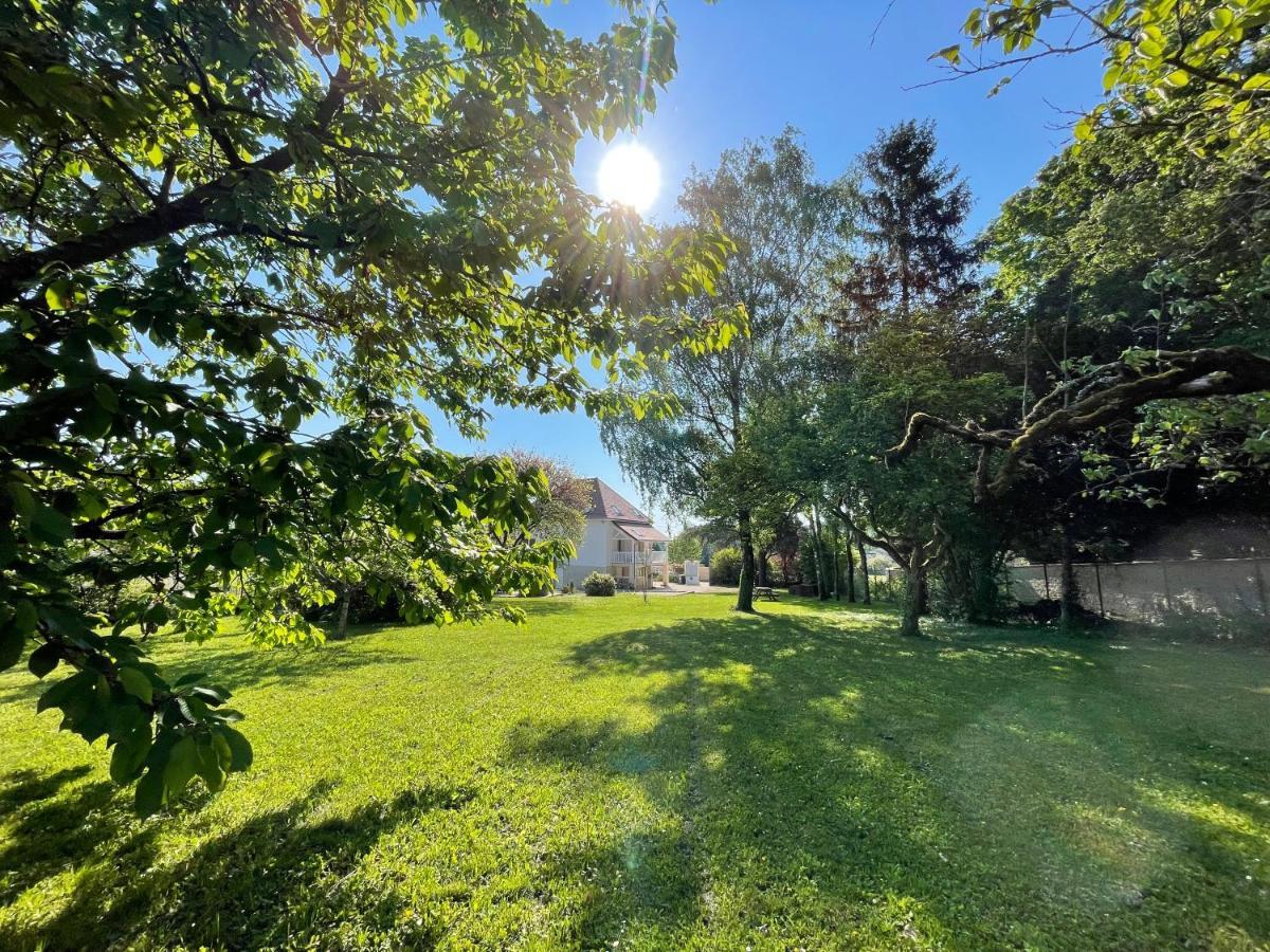 Villa De La Roseraie Rully  Екстериор снимка