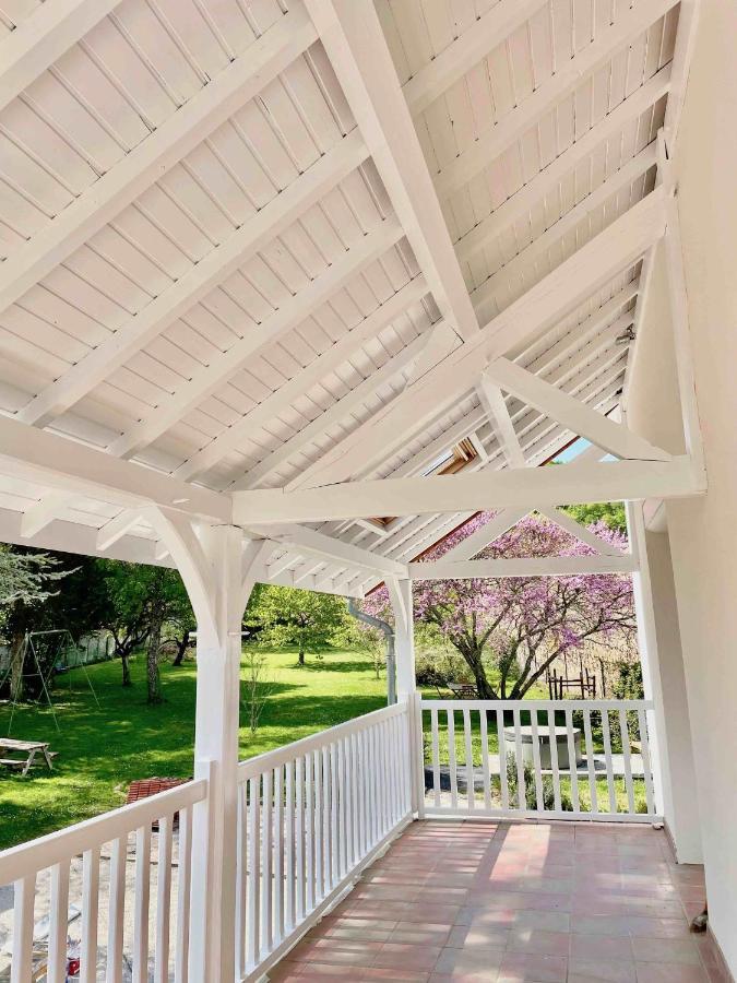 Villa De La Roseraie Rully  Екстериор снимка